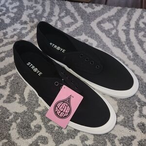 Straye Black Canvas Sneakers